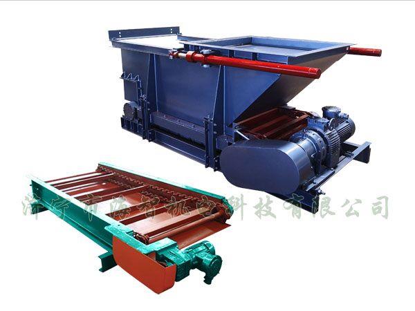 鏈板式給料機包括電控系統(tǒng)，電控系統(tǒng)包括就地控制系統(tǒng)和/或遠(yuǎn)程控制系統(tǒng)